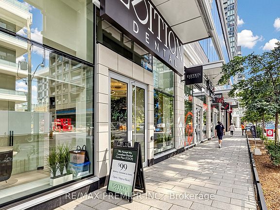 5th image of 50 Ordnance St #1105