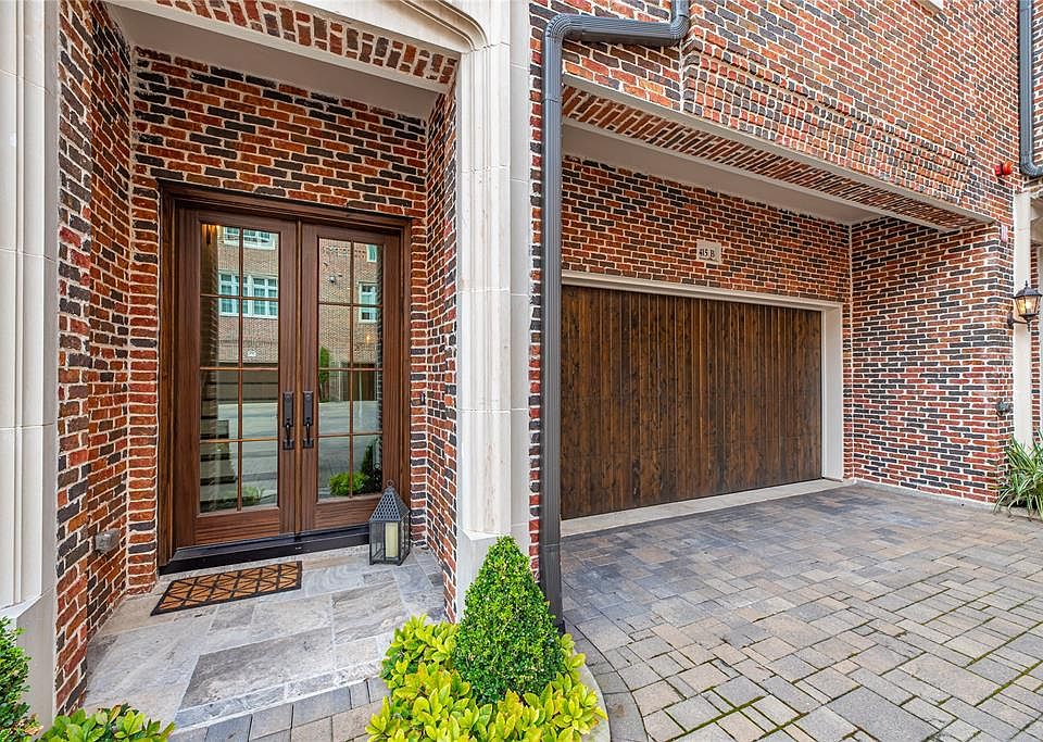 1st image of 415 Lovett Blvd #B