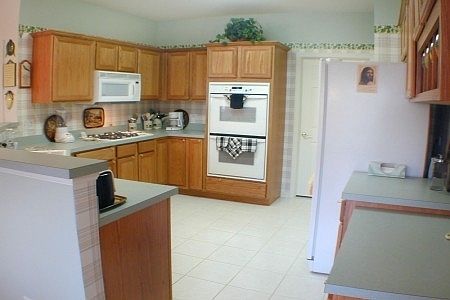 3rd image of 2901 Medinah Ct