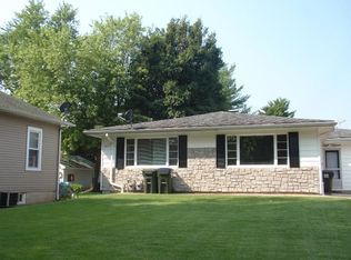 817 N Metter Ave, Columbia, IL 62236