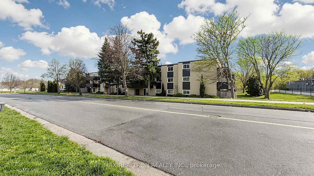 Building Photo - 75 Hazelglen Dr #208