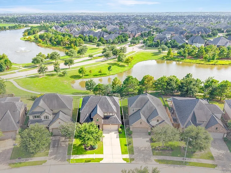 28131 Scenic Shore Ln — Photo 1