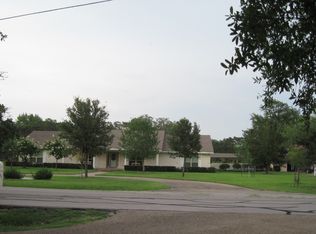7201 Oak Forest Dr, Bryan, TX 77808