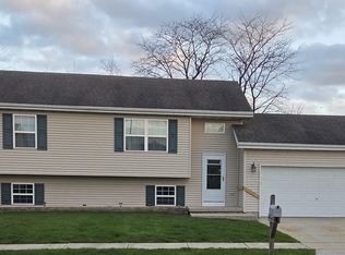 755 Prairie Ct, Marseilles, IL 61341