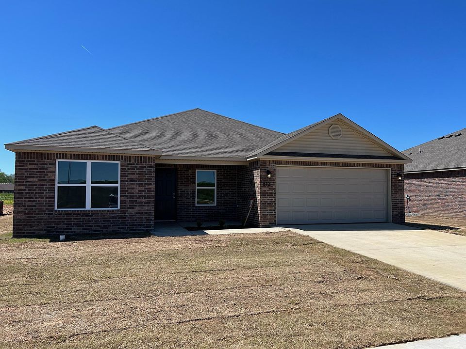 1st image of 812 W Tanner Dr