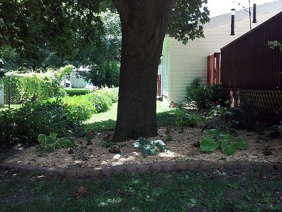 2nd image of 324 W Pine St