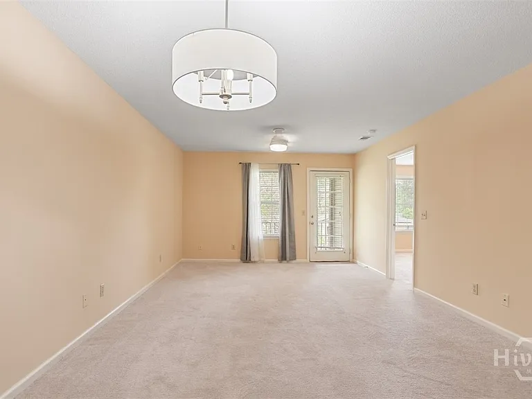 211 Edgewater Rd #40 — Photo 8