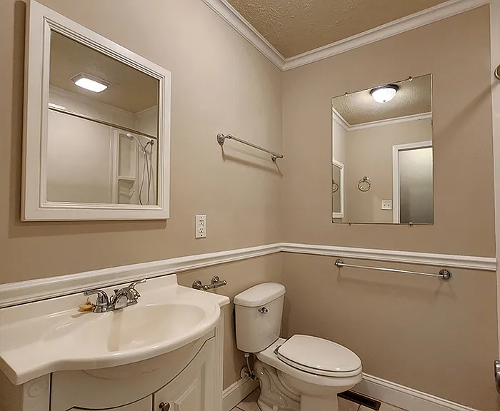 1052 Rembrandt Dr SW #1052 — Photo 8