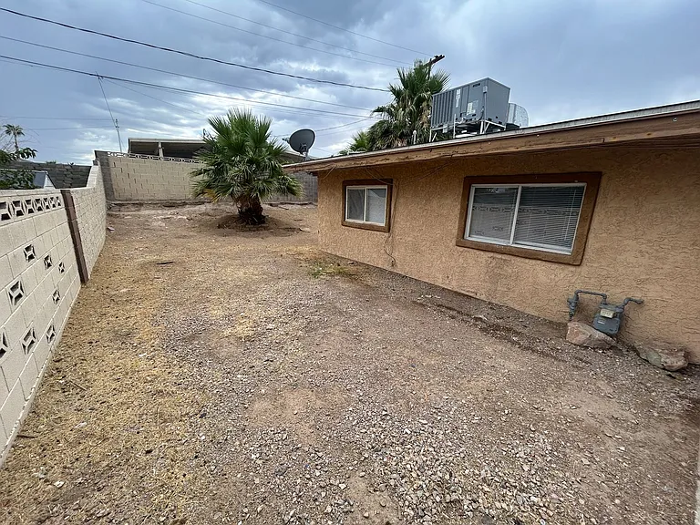 1405 E McWilliams Ave — Photo 22