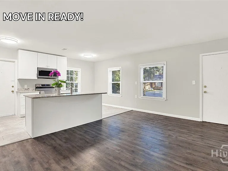 1309 E 55th St — Photo 4