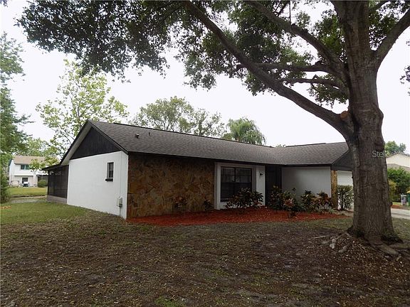 4th image of 695 Still Meadows Cir E
