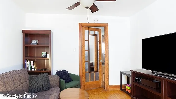 Rented by Garfield Realty  | media 9