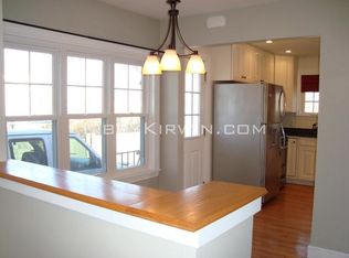 55 Linden St, Middletown, RI 02842