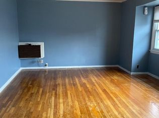 3463 Jordan St #1, Flushing, NY 11358