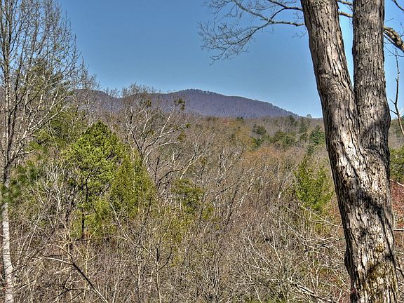 3rd image of 205 Pocaset Dr