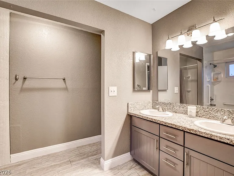 4367 S Mojave Rd — Photo 31
