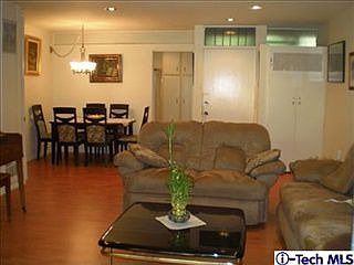 4th image of 465 S Hudson Ave APT 2