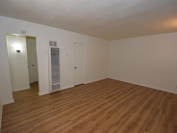5th image of 1740 Ventura Blvd #1A