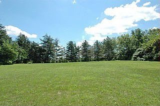 5th image of 1206 Woodcrest Dr