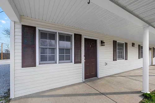 215 Marigold St Photo 1