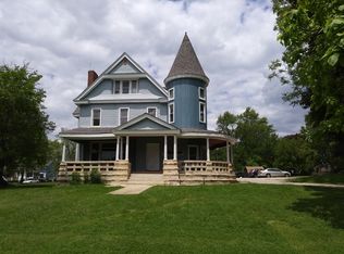 1038 Liberty St APT 8, Aurora, IL 60505