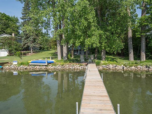 4th image of 15163 Restwood Dr