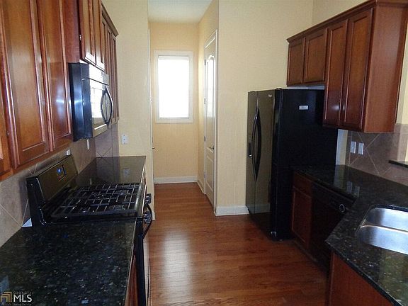 5th image of 2137 Mission View Dr