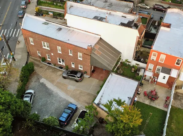 5368 Metropolitan Avenue, Ridgewood, NY 11385