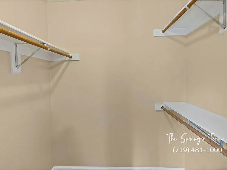 5833 Bow River Dr — Photo 20