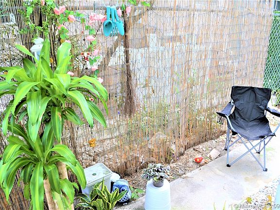 5th image of 543 Meridian Ave APT 6