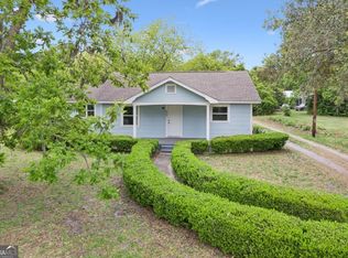 633 Blythe Island Dr, Brunswick, GA 31523