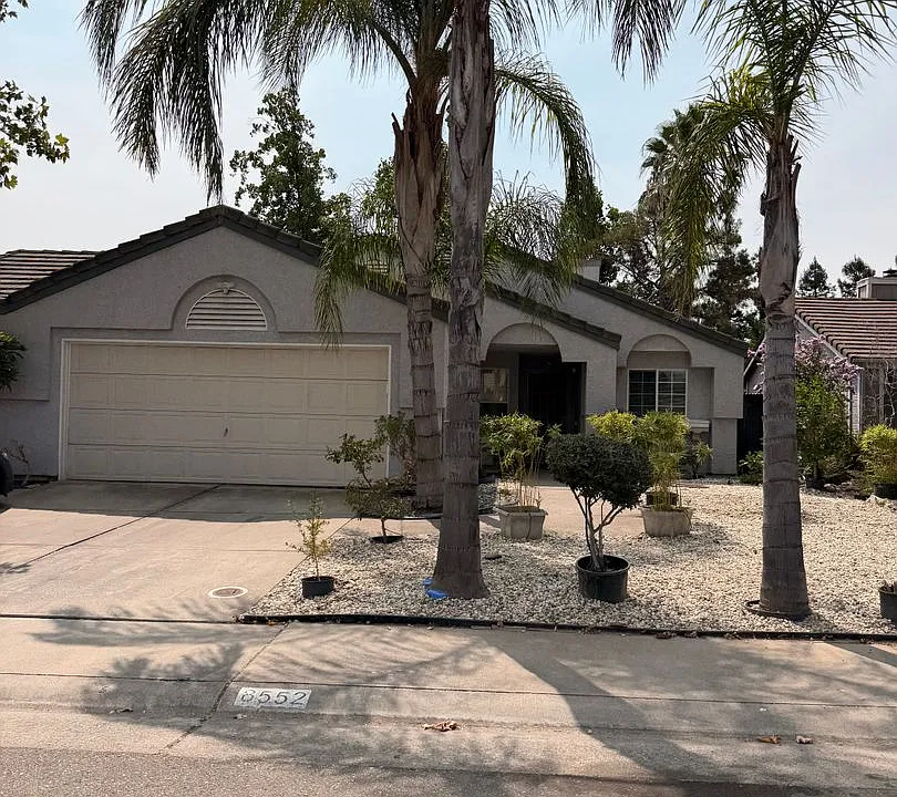 8552 New Star Cir