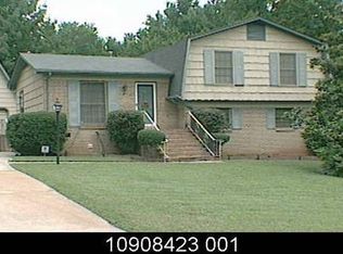 5618 Hollirose Dr, Charlotte, NC 28227