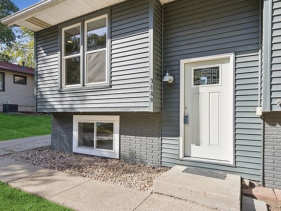 2nd image of 9480 Elmcrest Dr