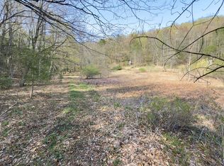 138 E Buckland Rd, BUCKLAND, MA 01338