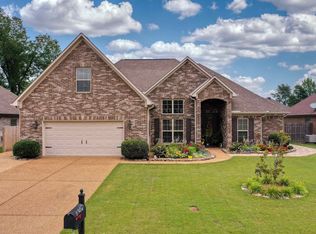 23 Fall Creek Dr, Jackson, TN 38305