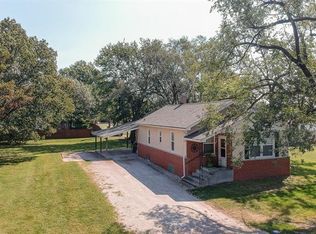 809 Francis St, Gillespie, IL 62033