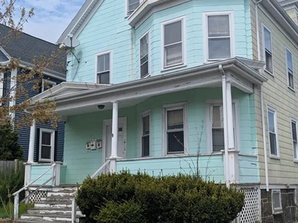 24 Dunlap St, Salem, MA 01970