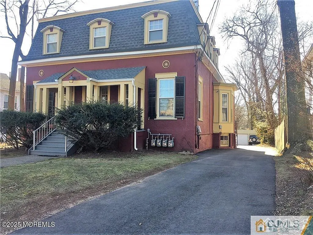 2 bed, 2569 sqft, $2,000 — Photo 1
