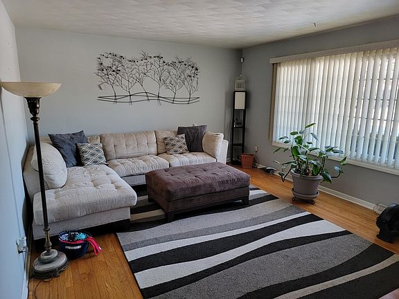 4th image of 5955 McKinley St