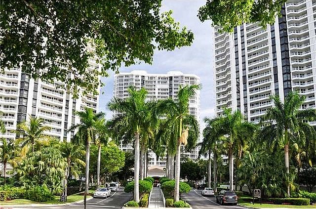 1st image of 21205 Yacht Club Dr APT 3208