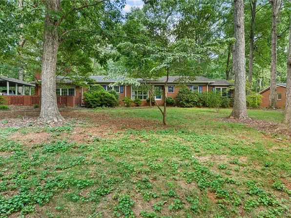 386 Broad St, Denton, NC 27239