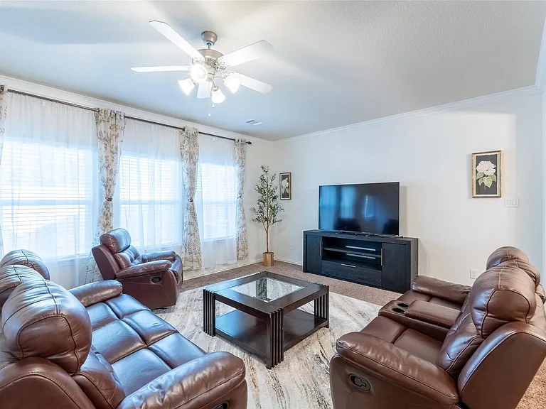 11413 Hackmatack Way — Photo 6