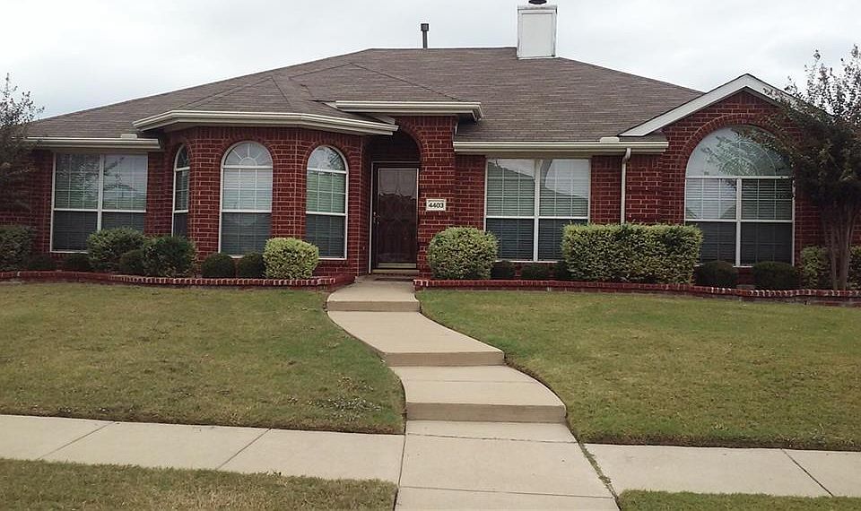 1st image of 4403 Oakwood Ln