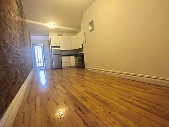 Rented by MOTION New York