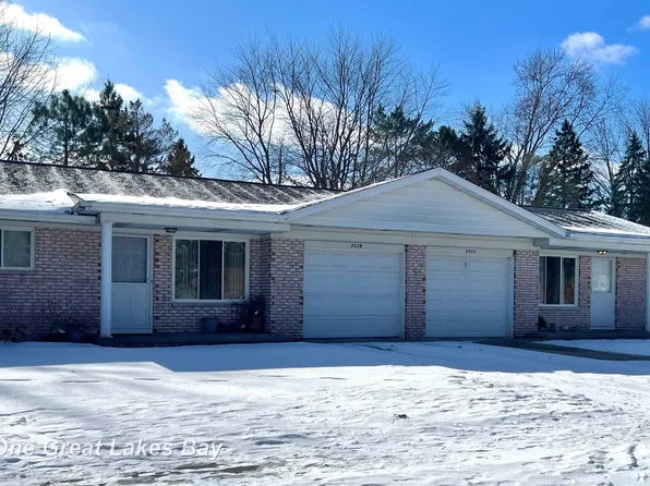3325/3327 Saxton Dr, Saginaw, MI 48603
