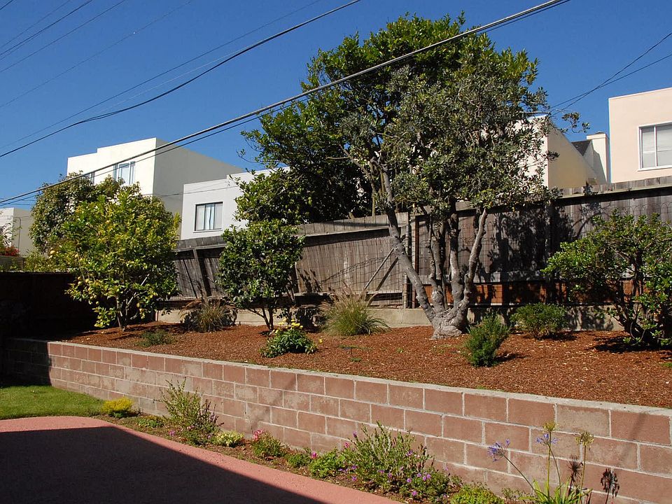 2nd image of 330 Country Club Dr
