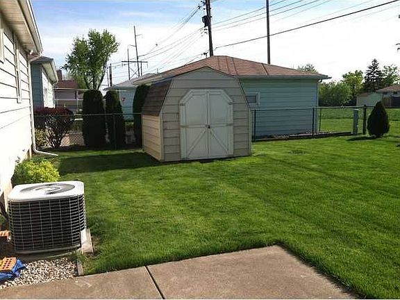 4th image of 126 Lou Ann Dr