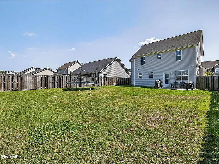 3013 Primrose Ln — Photo 16