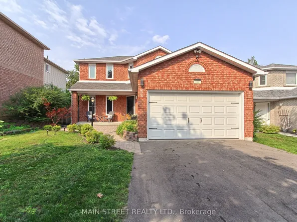 109 Bishop Dr, Barrie, ON L4N 7P4